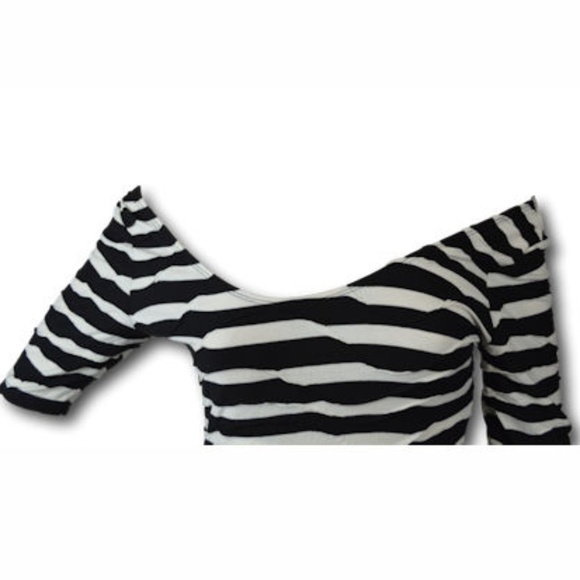 Sexy Off Shoulder Striped Bodycon B&W Dress S 🖤 - Picture 2 of 3